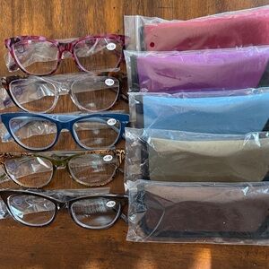 Hummingbird Reading Eyeglasses with Cases. Set of 5